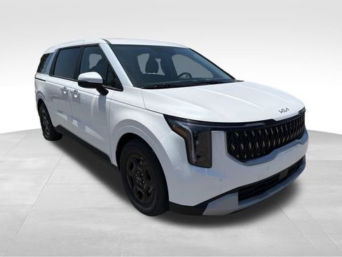 New 2026 Kia Carnival FWD image 1