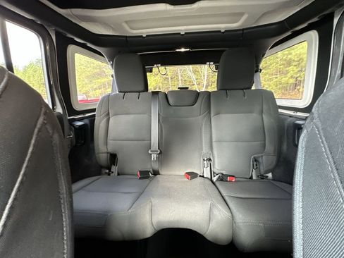 Used 2021 Jeep Wrangler Unlimited Sport image 26