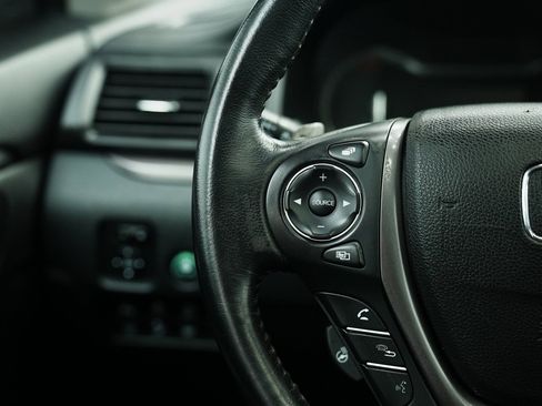 Used 2023 Honda Ridgeline RTL-E image 34