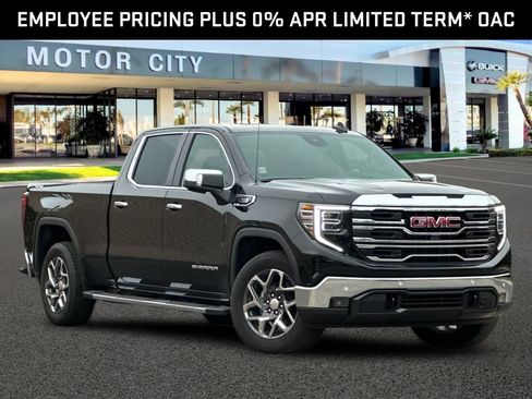 New 2026 GMC Sierra 1500 SLT w/ SLT Premium Plus Package AWD/4WD image 2