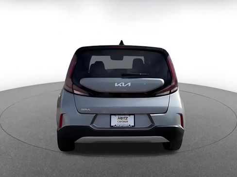 Used 2025 Kia Soul LX w/ LX Technology Package image 12