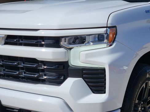 Used 2023 Chevrolet Silverado 1500 RST RWD image 16