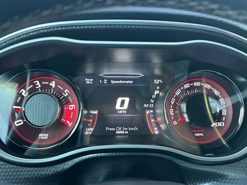 Used 2019 Dodge Challenger SRT Hellcat image 11