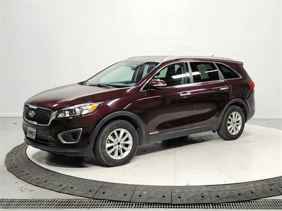 Used 2016 Kia Sorento LX w/ LX Convenience Package
