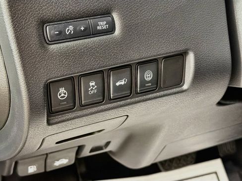 Used 2021 Nissan Murano SV AWD/4WD image 10