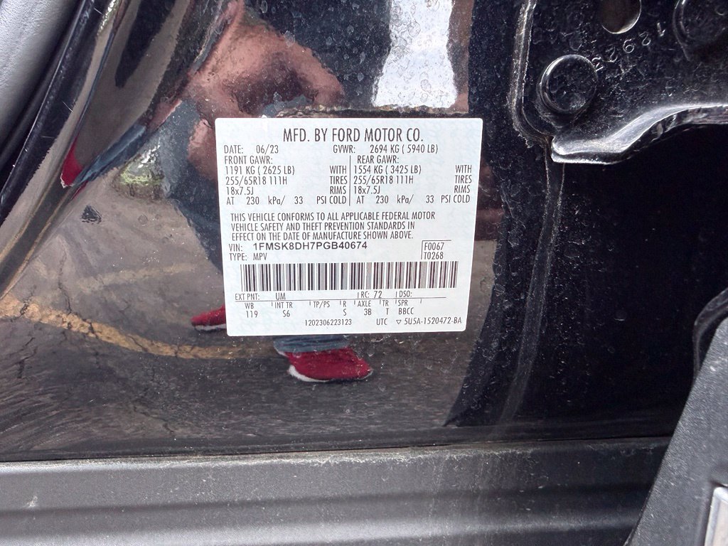 Used 2023 Ford Explorer XLT w/ Equipment Group 202A AWD/4WD image 45
