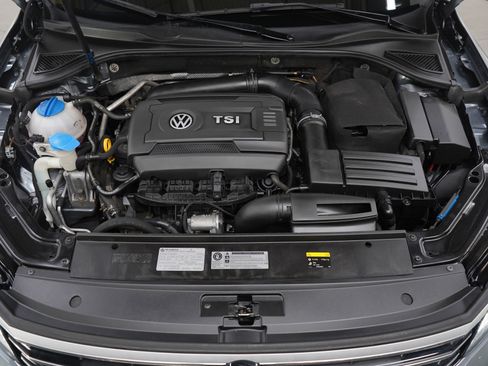 Used 2017 Volkswagen Passat 1.8T R-Line image 27