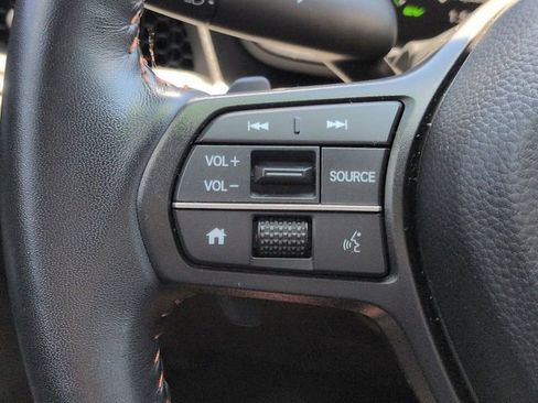 Used 2025 Honda CR-V Sport image 25