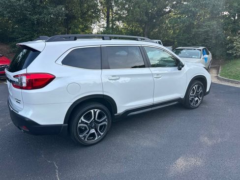 Used 2023 Subaru Ascent Limited AWD/4WD image 3