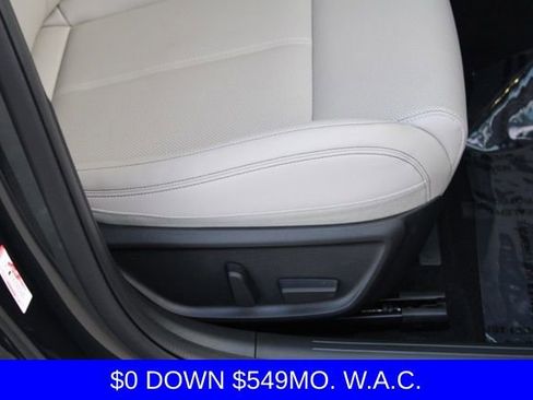 Used 2023 Genesis G70 2.0T image 17