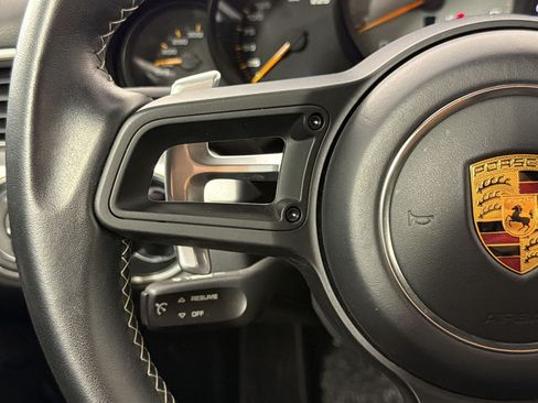 Used 2018 Porsche 911 GT3 w/ Sport Chrono Package RWD image 18
