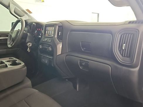 Used 2021 Chevrolet Silverado 1500 Custom Trail Boss AWD/4WD image 28