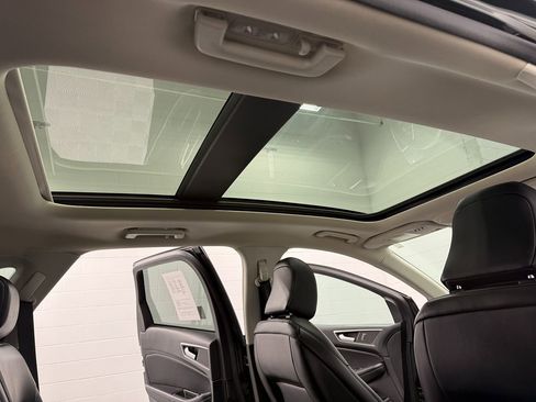 Used 2023 Ford Edge SEL w/ Convenience Package image 26