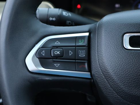 Used 2023 Jeep Compass High Altitude AWD/4WD image 14