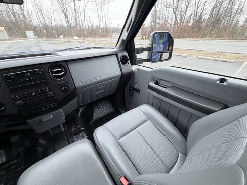 Used 2016 Ford F450 XL w/ Snow Plow Prep Package image 18