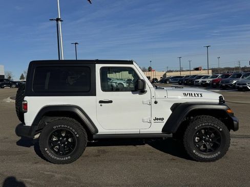 Used 2021 Jeep Wrangler Willys image 30