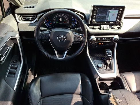 Used 2019 Toyota RAV4 XSE AWD/4WD image 11