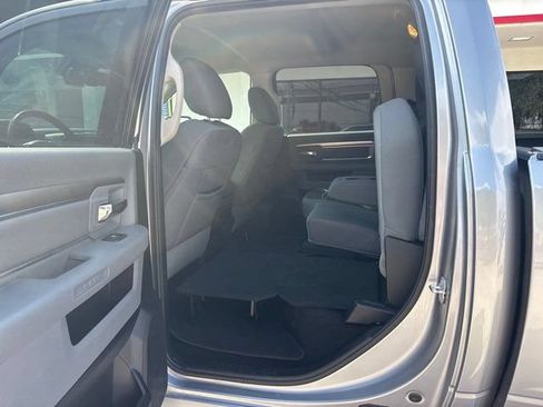 Used 2019 RAM 1500 Big Horn RWD image 20