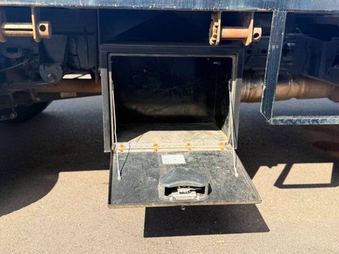Used 2021 Ford F550 4x4 Regular Cab Super Duty image 20