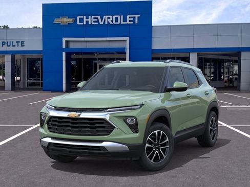 New 2026 Chevrolet TrailBlazer LT w/ Convenience Package FWD image 6
