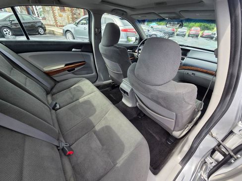 Used 2011 Honda Accord EX image 15