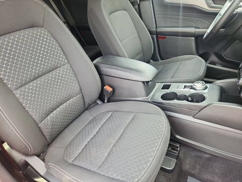 Used 2024 Ford Escape Active w/ Tech Pack #1 AWD/4WD image 12
