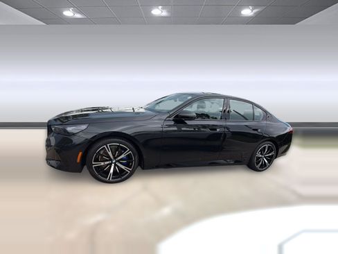 Used 2026 BMW 530i w/ M Sport Package RWD image 26
