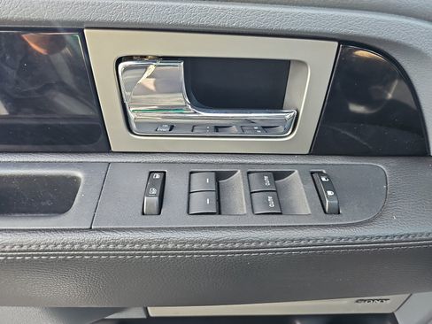 Used 2011 Ford F150 Platinum AWD/4WD image 22