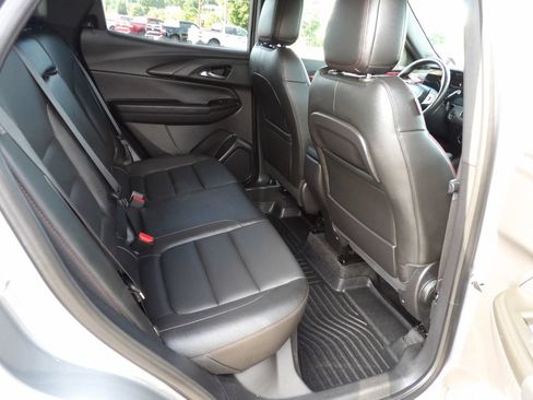 Used 2025 Chevrolet TrailBlazer RS w/ Driver Confidence Package FWD image 10
