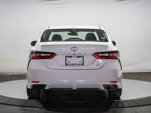Certified 2024 Toyota Camry SE FWD image 4