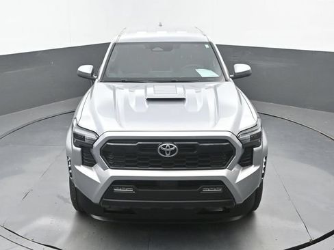 Used 2025 Toyota Tacoma TRD Sport RWD image 29