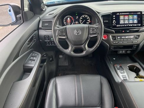 Used 2024 Honda Ridgeline TrailSport image 2