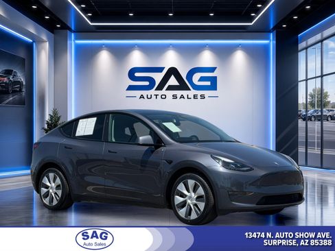Used 2023 Tesla Model Y Long Range AWD/4WD image 1