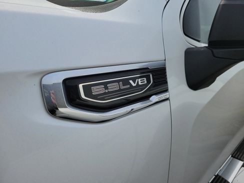 Used 2020 GMC Sierra 1500 SLT w/ SLT Premium Plus Package image 11