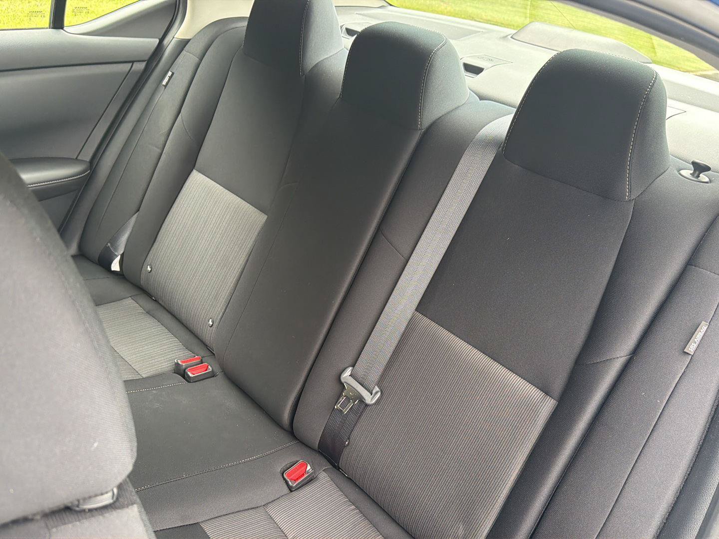 Used 2025 Nissan Sentra SV FWD image 30