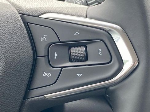 New 2025 Chevrolet Trax ACTIV w/ Driver Confidence Package image 10