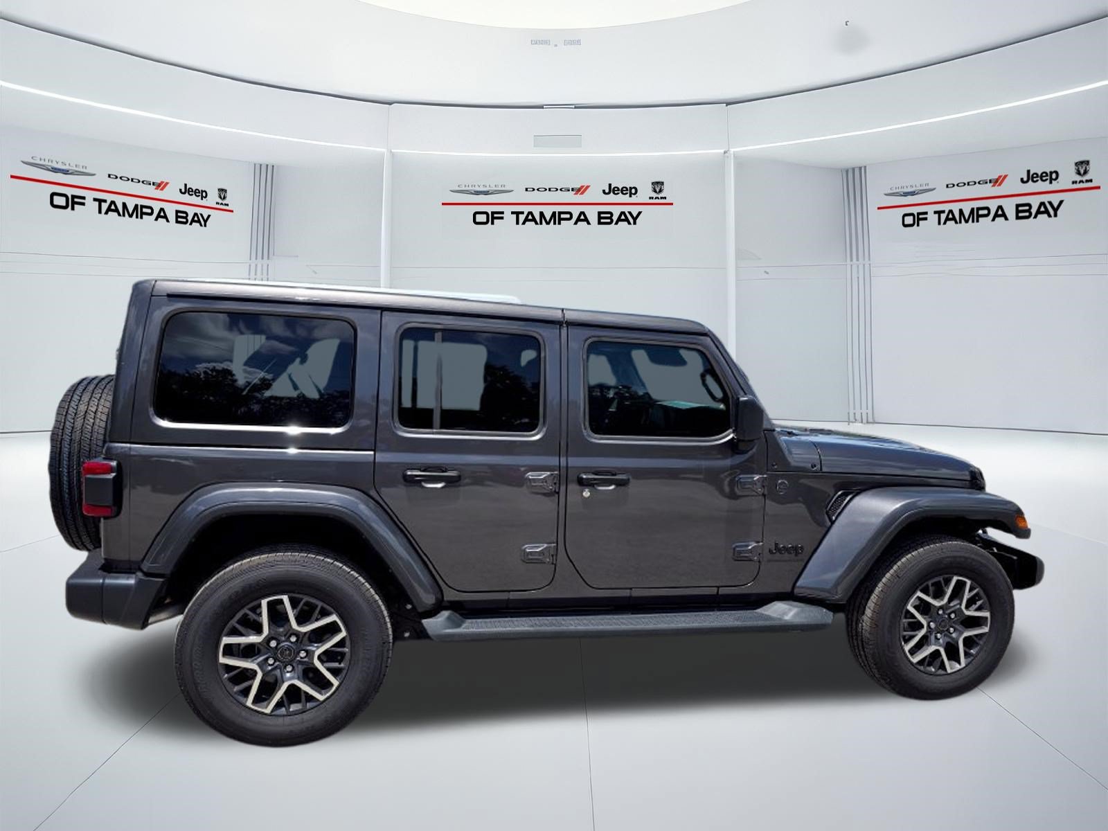 New 2026 Jeep Wrangler Unlimited Sahara AWD/4WD image 7