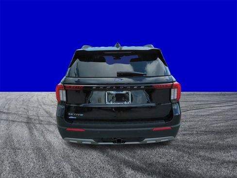 New 2026 Ford Explorer Active w/ Active Comfort Package RWD image 5