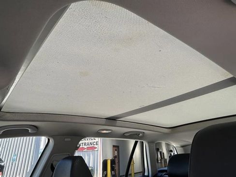 Used 2011 Volkswagen Jetta TDI image 16