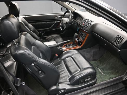 Used 1991 Acura Legend LS image 22