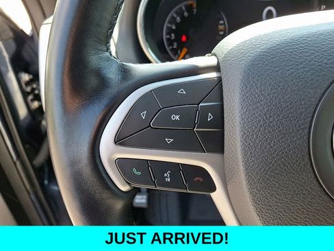 Used 2021 Jeep Grand Cherokee Limited AWD/4WD image 22
