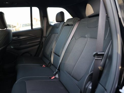 New 2025 Jeep Grand Cherokee Laredo X w/ Trailer Tow Package image 37