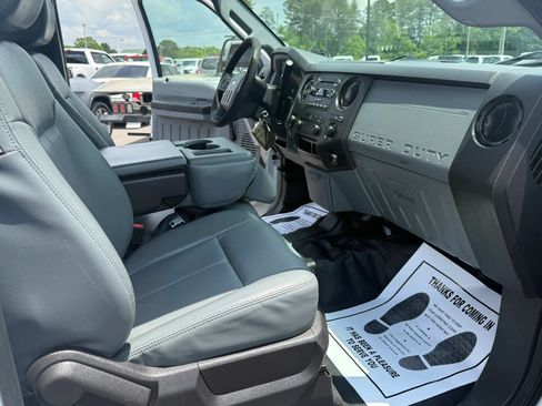Used 2016 Ford F250 XL AWD/4WD image 16
