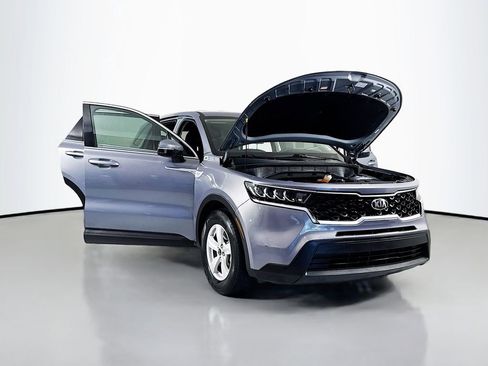 Used 2021 Kia Sorento LX FWD image 14