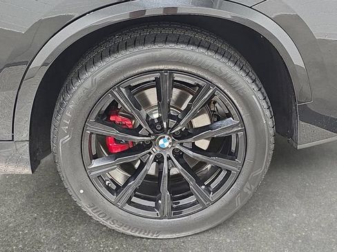 Certified 2024 BMW X5 xDrive40i w/ M Sport Package AWD/4WD image 30