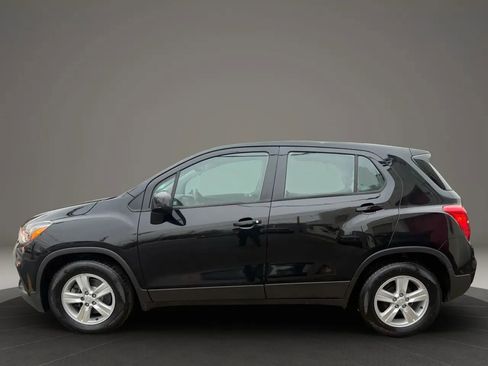 Used 2019 Chevrolet Trax LS image 8