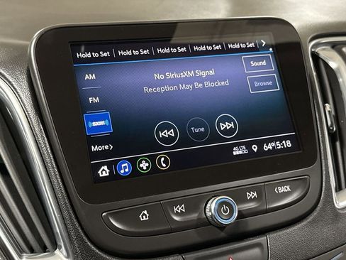 Used 2019 Chevrolet Malibu LT w/ Leather Package FWD image 14