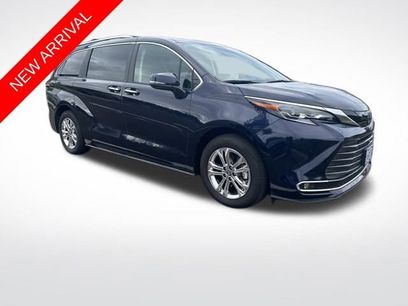 Used 2024 Toyota Sienna Platinum
