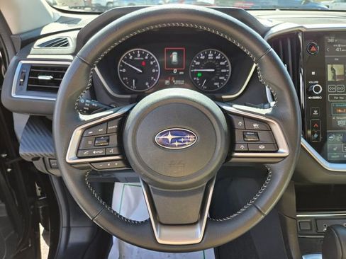 Used 2025 Subaru Ascent Premium image 27
