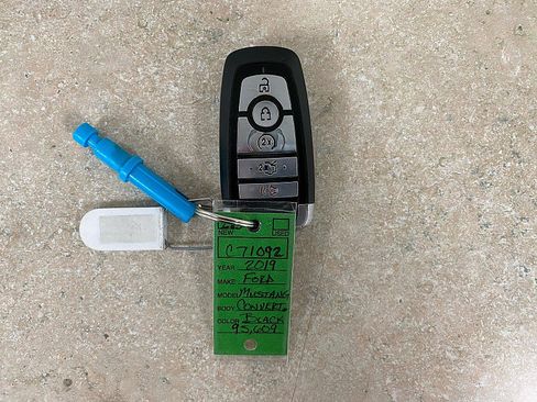 Used 2019 Ford Mustang Premium image 28